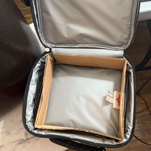 NWOT Disney Pixar Cars Piston Cup Racing Series 7 Time Champ lunchbox insulated - Picture 5 of 9